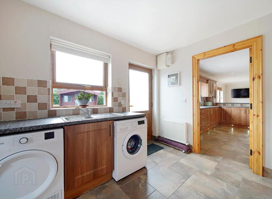 Ballinascall, Churchill, F92N2A2
