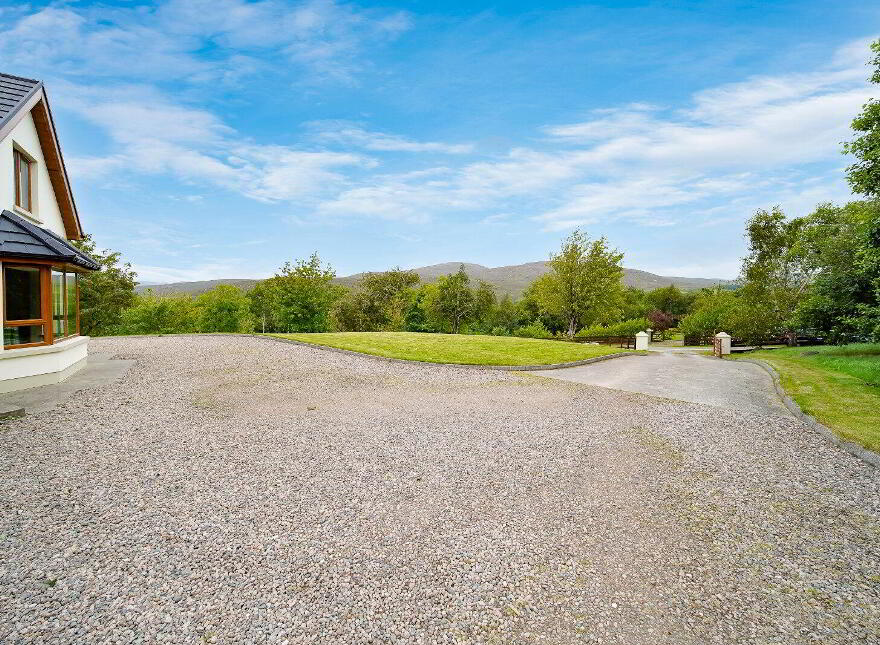 Ballinascall, Churchill, F92N2A2