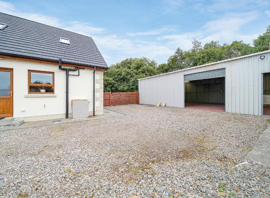 Ballinascall, Churchill, F92N2A2