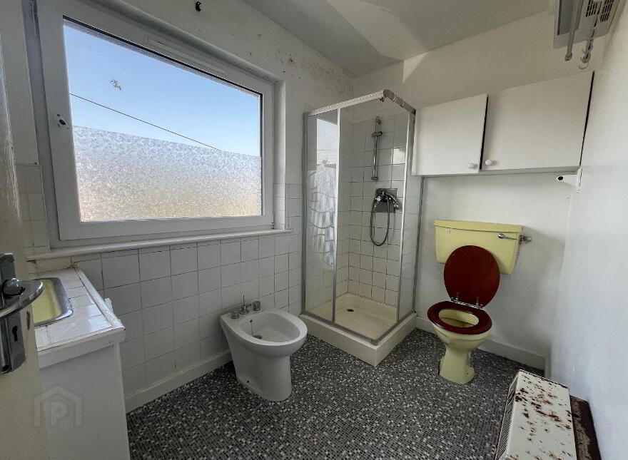 1and, 1A The Sextant, Colla Road, Schull, P81HD71