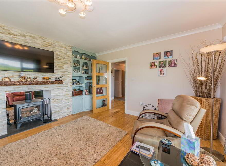 Woodview, Cooranuller, Ballydehob, West, P81NW66