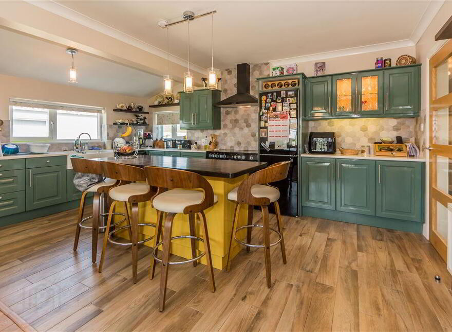 Woodview, Cooranuller, Ballydehob, West, P81NW66