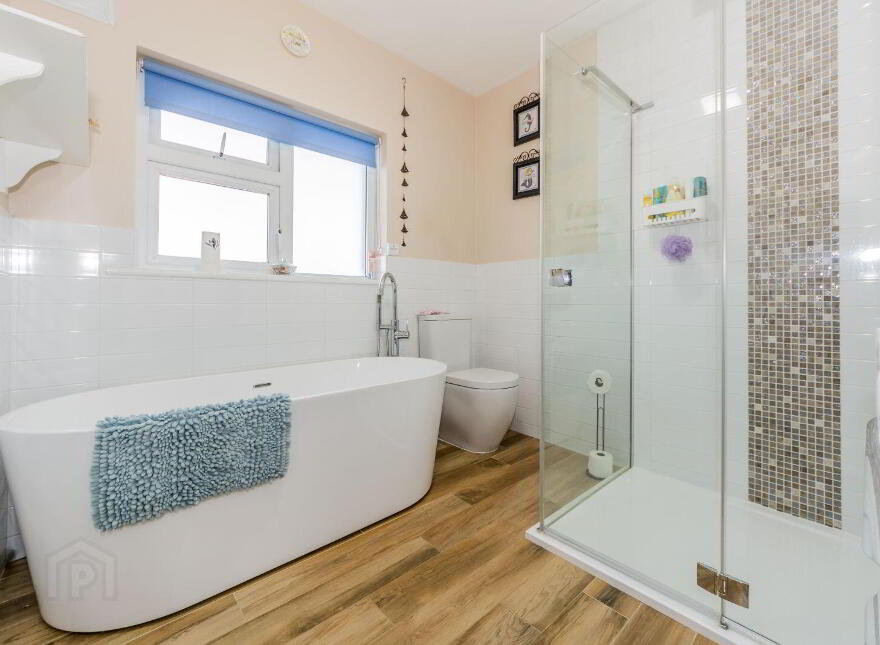 Woodview, Cooranuller, Ballydehob, P81NW66