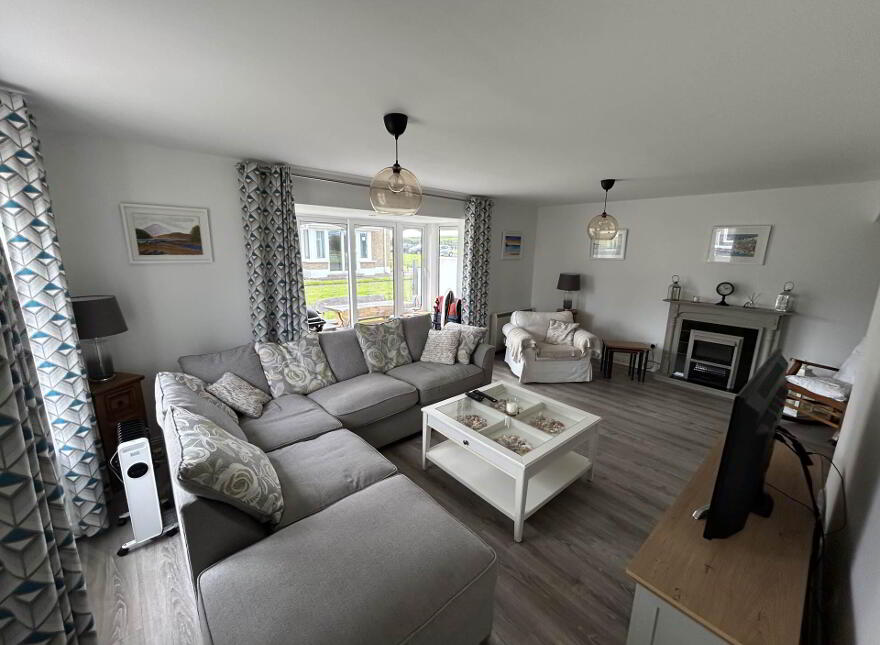 7a Moore Bay, Kilkee