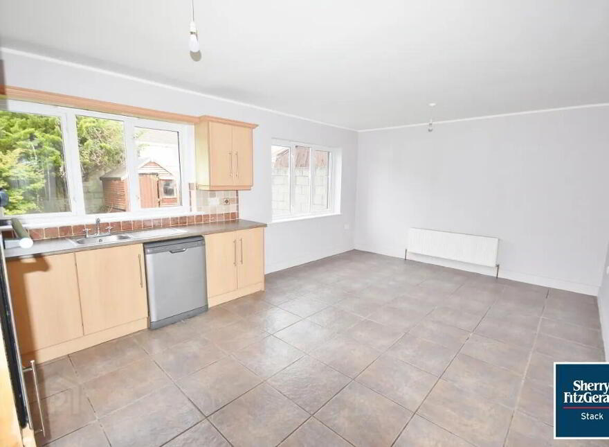 58 Hawthorn Drive, Newcastle West, V42FX44