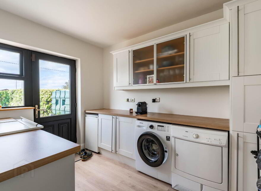 "Marsall", Moyvilla, Oranmore, H91X4P5