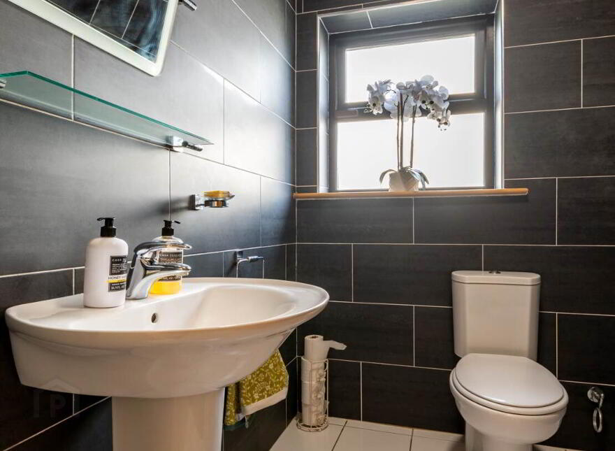 "Marsall", Moyvilla, Oranmore, H91X4P5