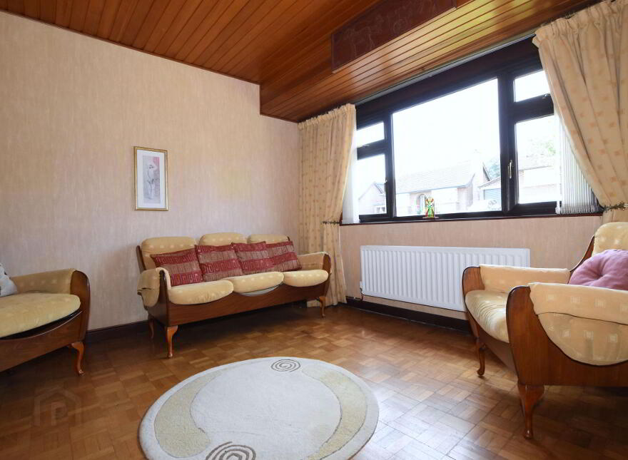 18 Carrisbrook Gardens, Lisburn, BT27 4PN