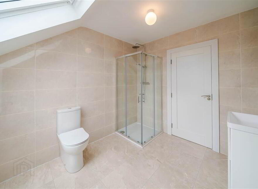 2 Bleachyard, Newport, F28E7F8