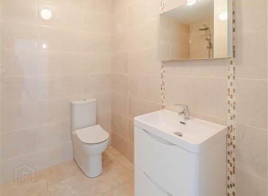 2 Bleachyard, Newport, F28E7F8