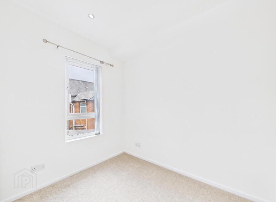 2 Lovatt Street, Belfast, BT5 5DA