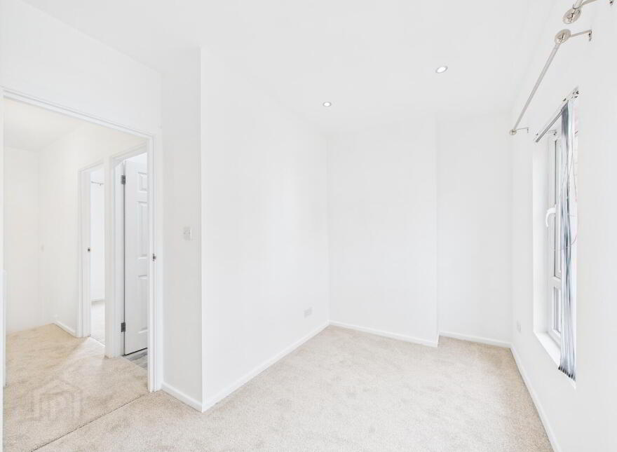 2 Lovatt Street, Belfast, BT5 5DA