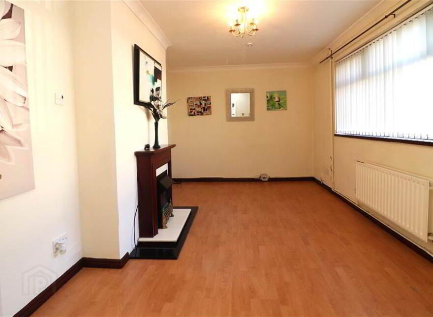 10 Tardree Place, Tonagh, Lisburn, BT28 1UW
