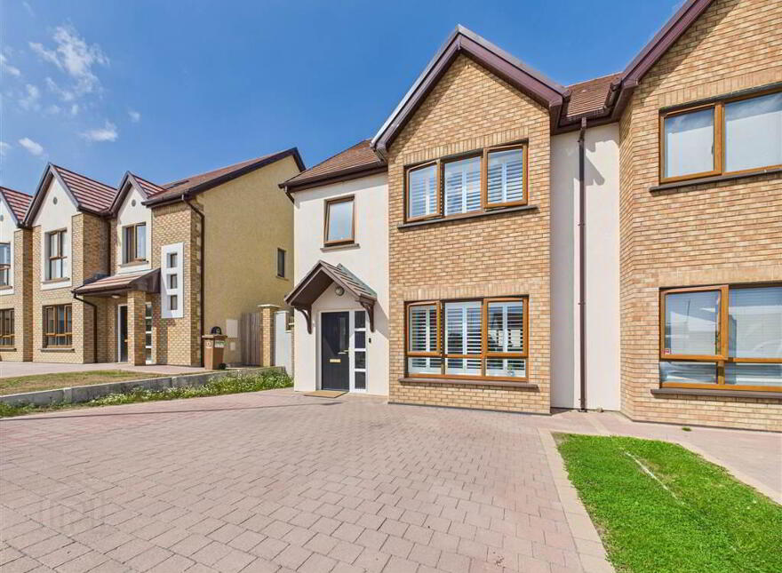 27 Garrai Broc, Crooke, Passage East, Waterford, X91X6FH