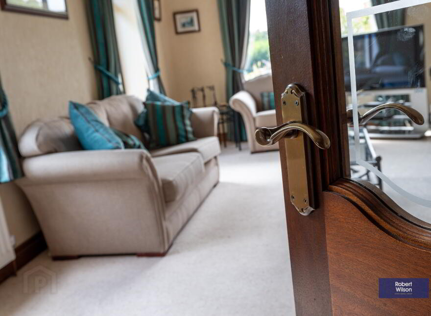 16 Belfast Road, Lurgan, BT66 7HP