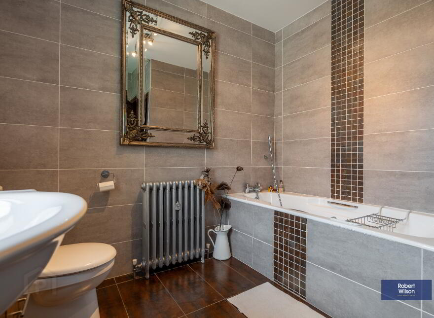 16 Belfast Road, Lurgan, BT66 7HP
