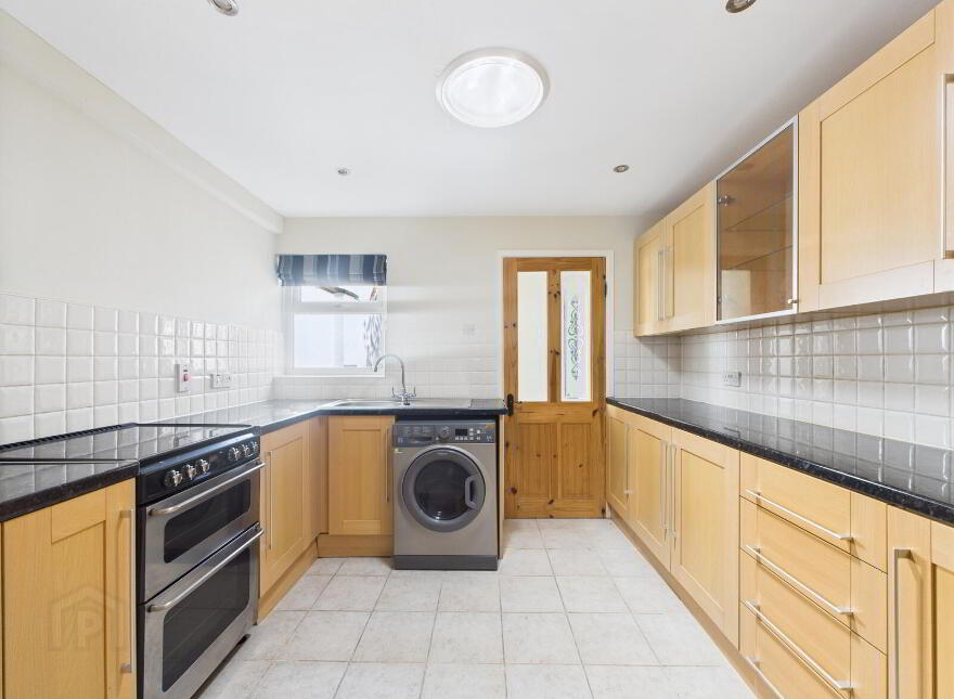 12 Gilnahirk Road, Belfast, BT5 7DG