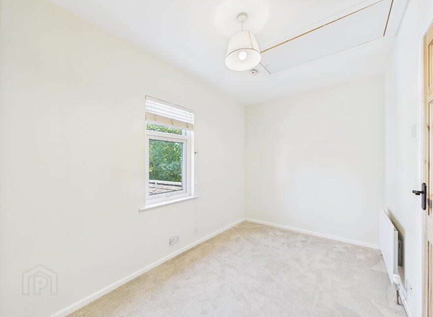 12 Gilnahirk Road, Belfast, BT5 7DG