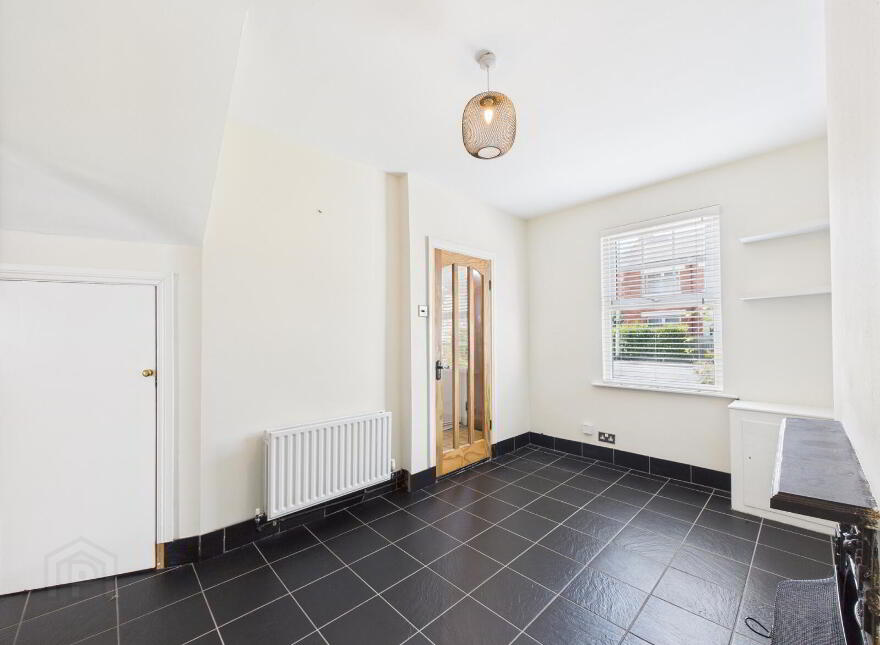 12 Gilnahirk Road, Belfast, BT5 7DG
