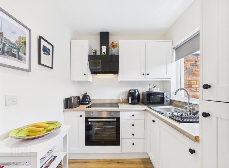 15 Connsbrook Park, Belfast, BT4 1NF