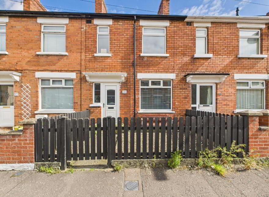 15 Connsbrook Park, Belfast, BT4 1NF
