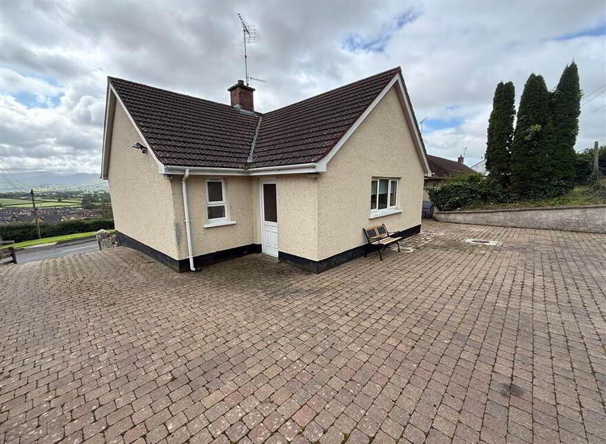 1 Rosconor Place, Rathfriland, Newry, BT34 5DH