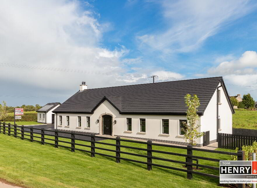 Kilmakardle Road, Donaghmore, Dungannon, BT70 2UF