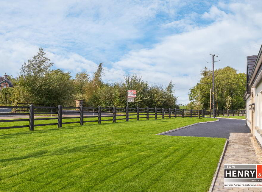 Kilmakardle Road, Donaghmore, Dungannon, BT70 2UF