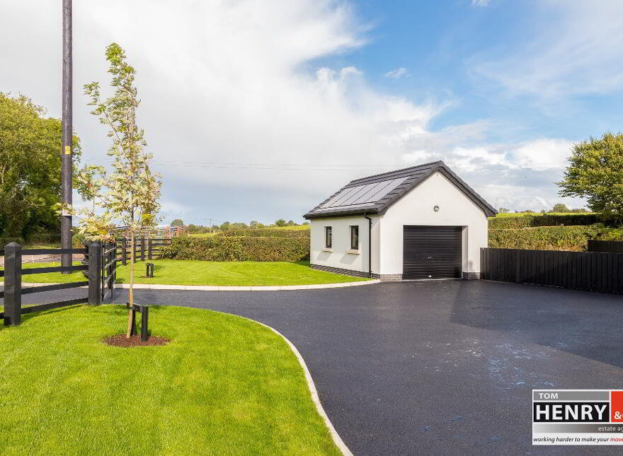 Kilmakardle Road, Donaghmore, Dungannon, BT70 2UF
