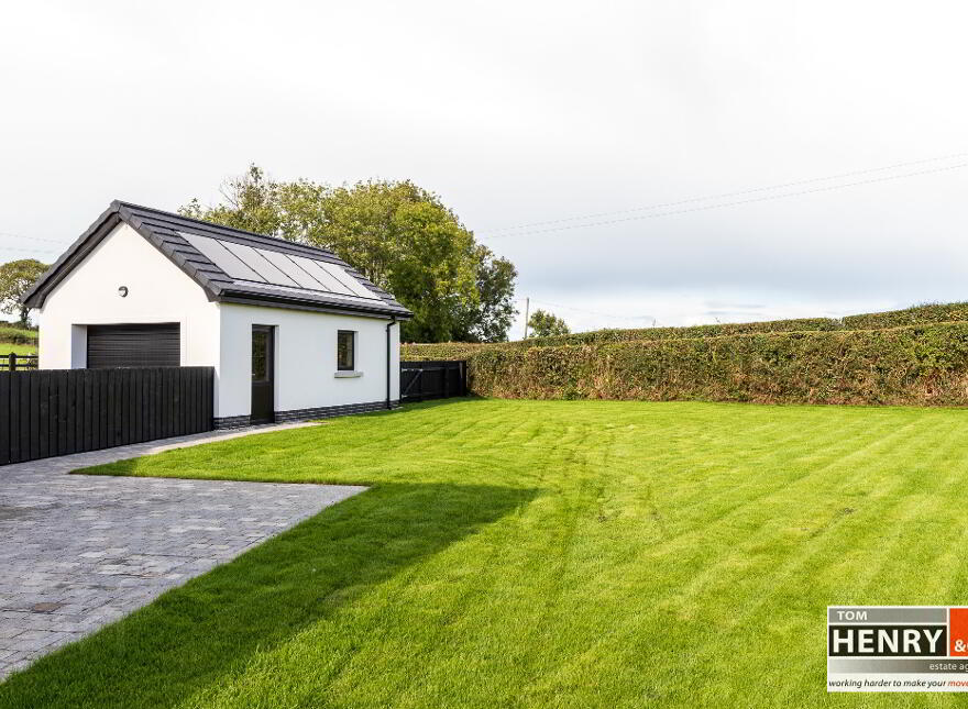 Kilmakardle Road, Donaghmore, Dungannon, BT70 2UF