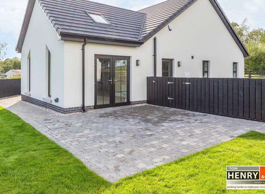 Kilmakardle Road, Donaghmore, Dungannon, BT70 2UF