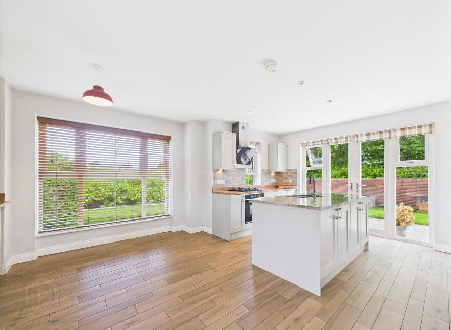 20f Old Cavehill Road, Belfast, BT15 5GT