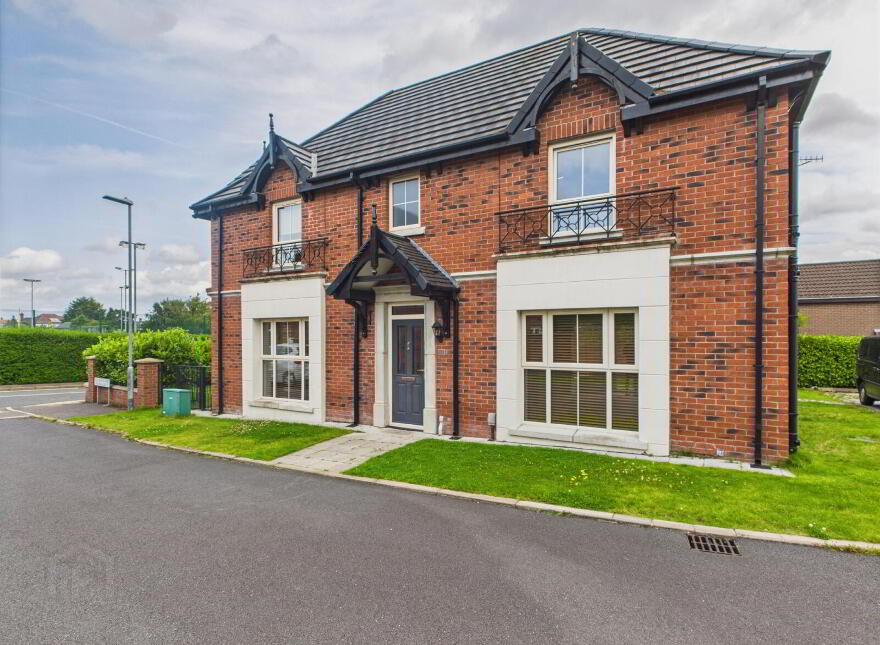 20f Old Cavehill Road, Belfast, BT15 5GT photo
