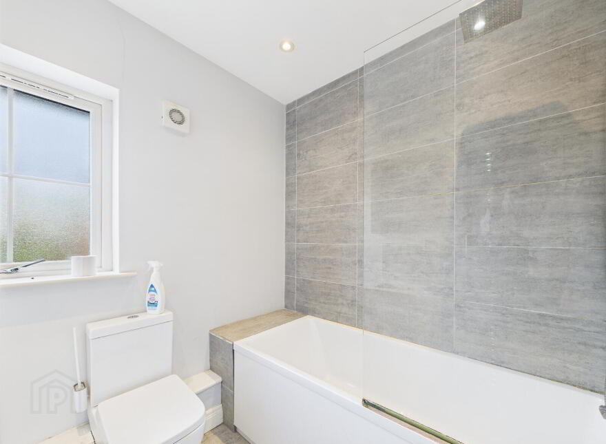 20f Old Cavehill Road, Belfast, BT15 5GT