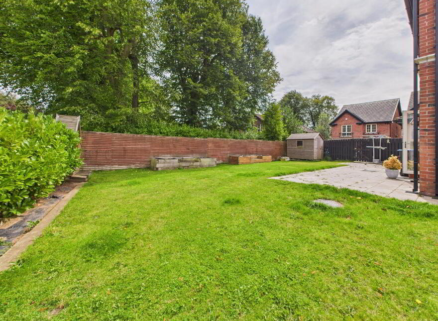 20f Old Cavehill Road, Belfast, BT15 5GT