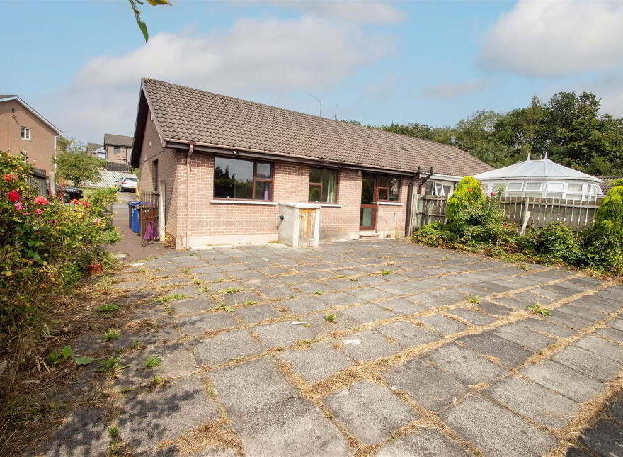 100 Hazelwood Avenue, Stewartstown Road, Belfast, BT17 0SZ