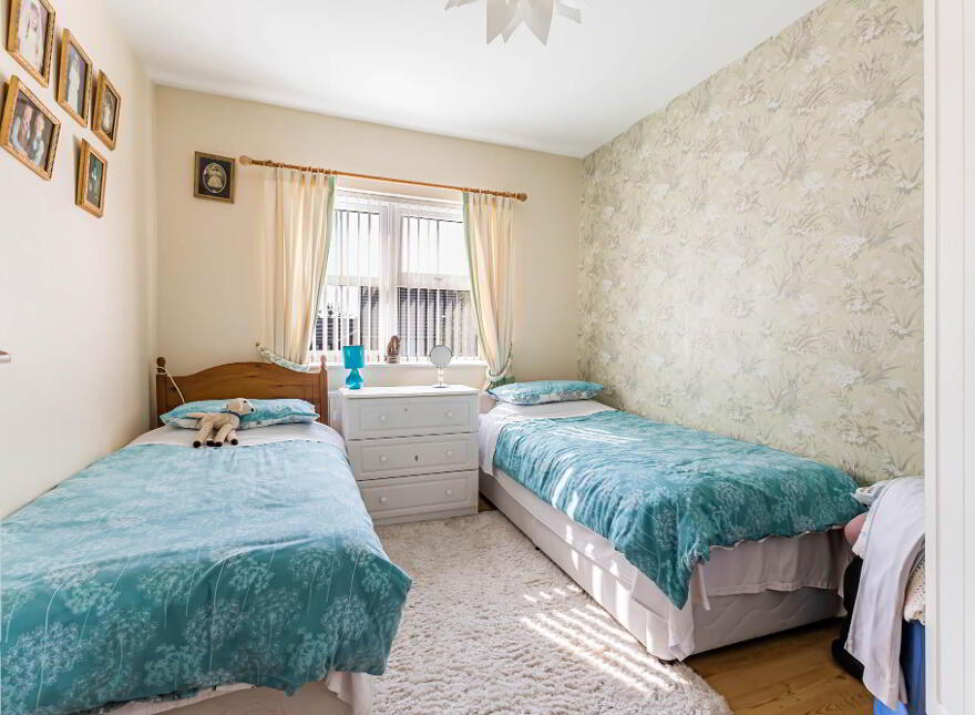 1 St James Meadow, Crumlin, BT29 4GU