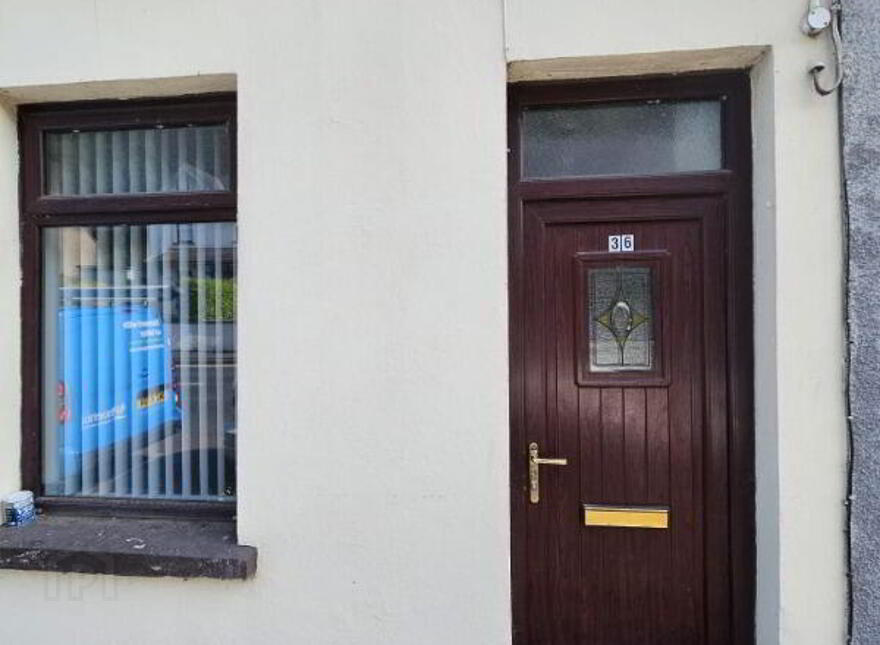 36 Bank Road, Larne, BT40 3AN photo