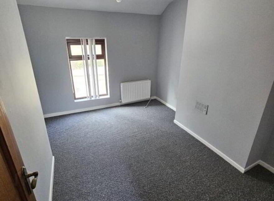 36 Bank Road, Larne, BT40 3AN