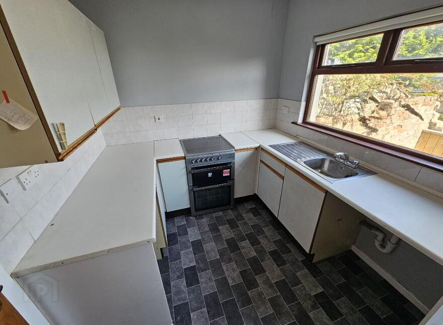 36 Bank Road, Larne, BT40 3AN