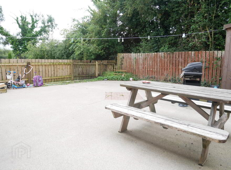 5 Bridge Park, Maguiresbridge, BT94 4AX