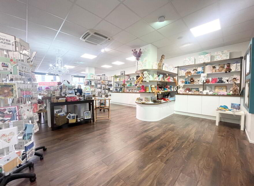 Memento, 4 Causeway Street, Portrush, BT56 8AB