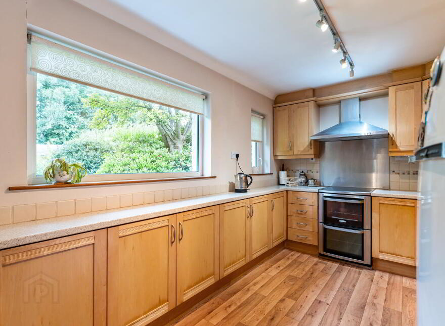2 Rosepark, Belfast, BT5 7RG