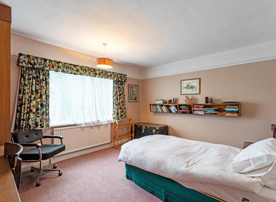2 Rosepark, Belfast, BT5 7RG