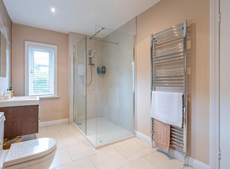 2 Rosepark, Belfast, BT5 7RG