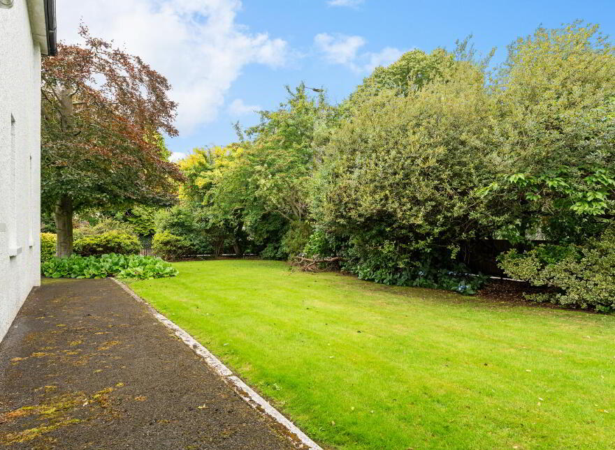 2 Rosepark, Belfast, BT5 7RG