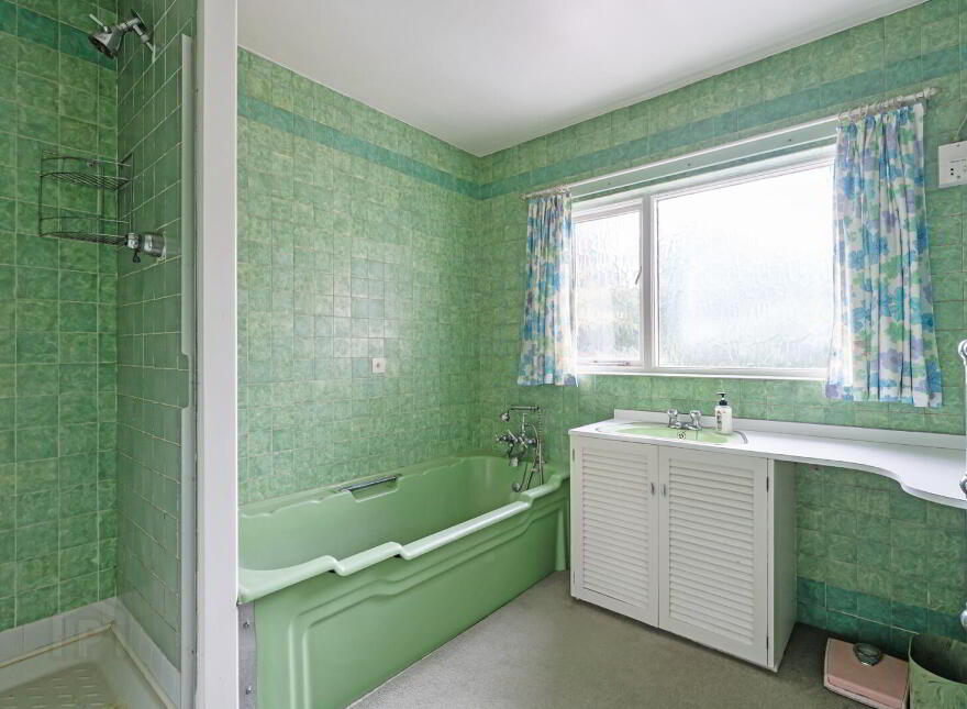 2 Rosepark, Belfast, BT5 7RG