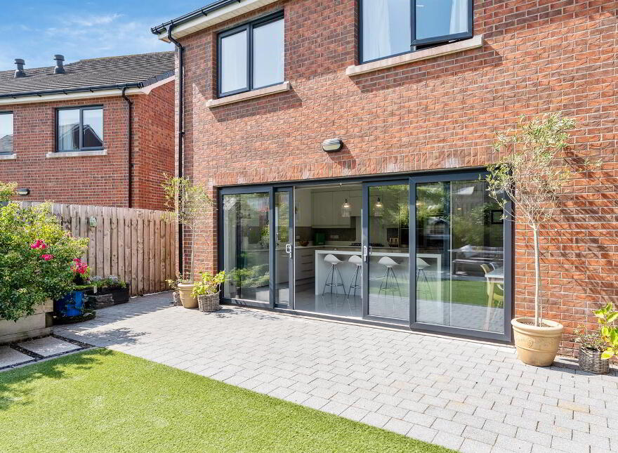 49 Baronsgrange Park, Comber Road, Carryduff, Belfast, BT8 8LF