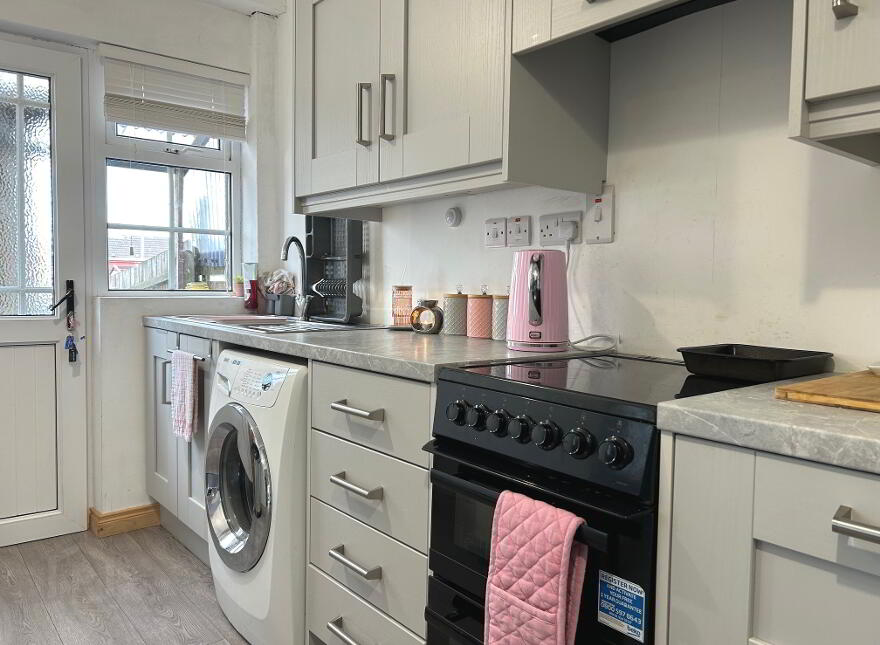 17 Killymoon Street, Cookstown, BT80 8JZ