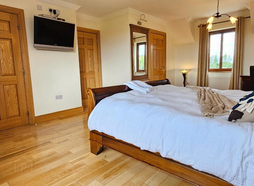 Jamestown, Carrick-On-Shannon, N41DX61
